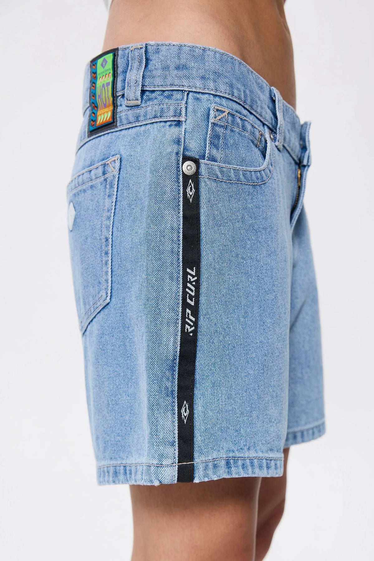 Abrand RC 99 Boyfriend Short Esme Tape
