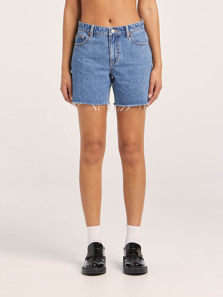 Lee 90s Mid Straight Short