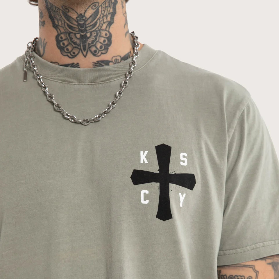 Kiss Chacey Hyped Dual Curved Tee