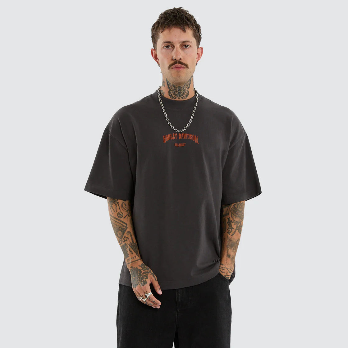 Kiss Chacey Pursuit Street Tee