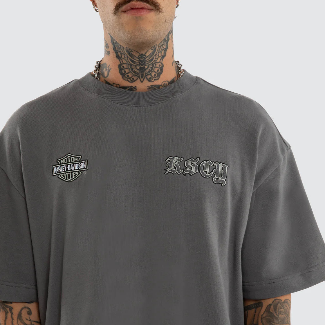 Kiss Chacey Ride Loopback Street Tee