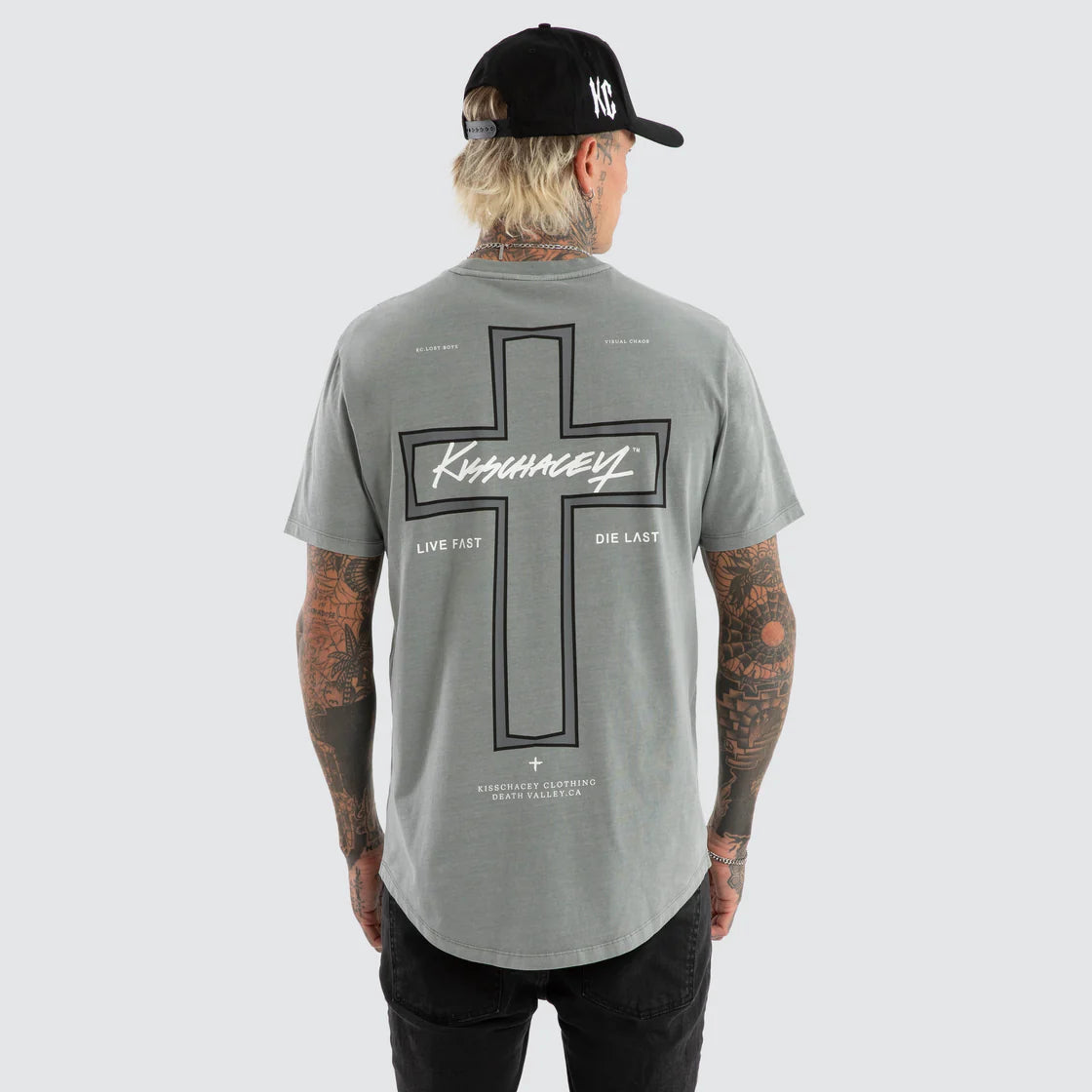 Kiss Chacey Hollow Dual Curved Tee