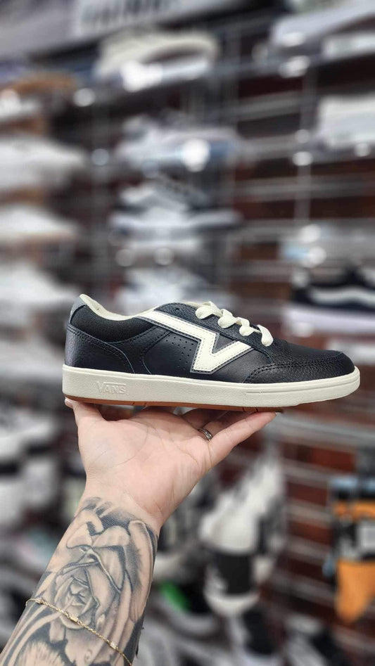 Vans Lowland CC