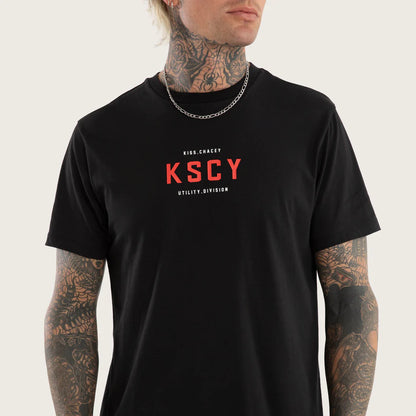 Kiss Chacey Stamp Dual Curved Tee