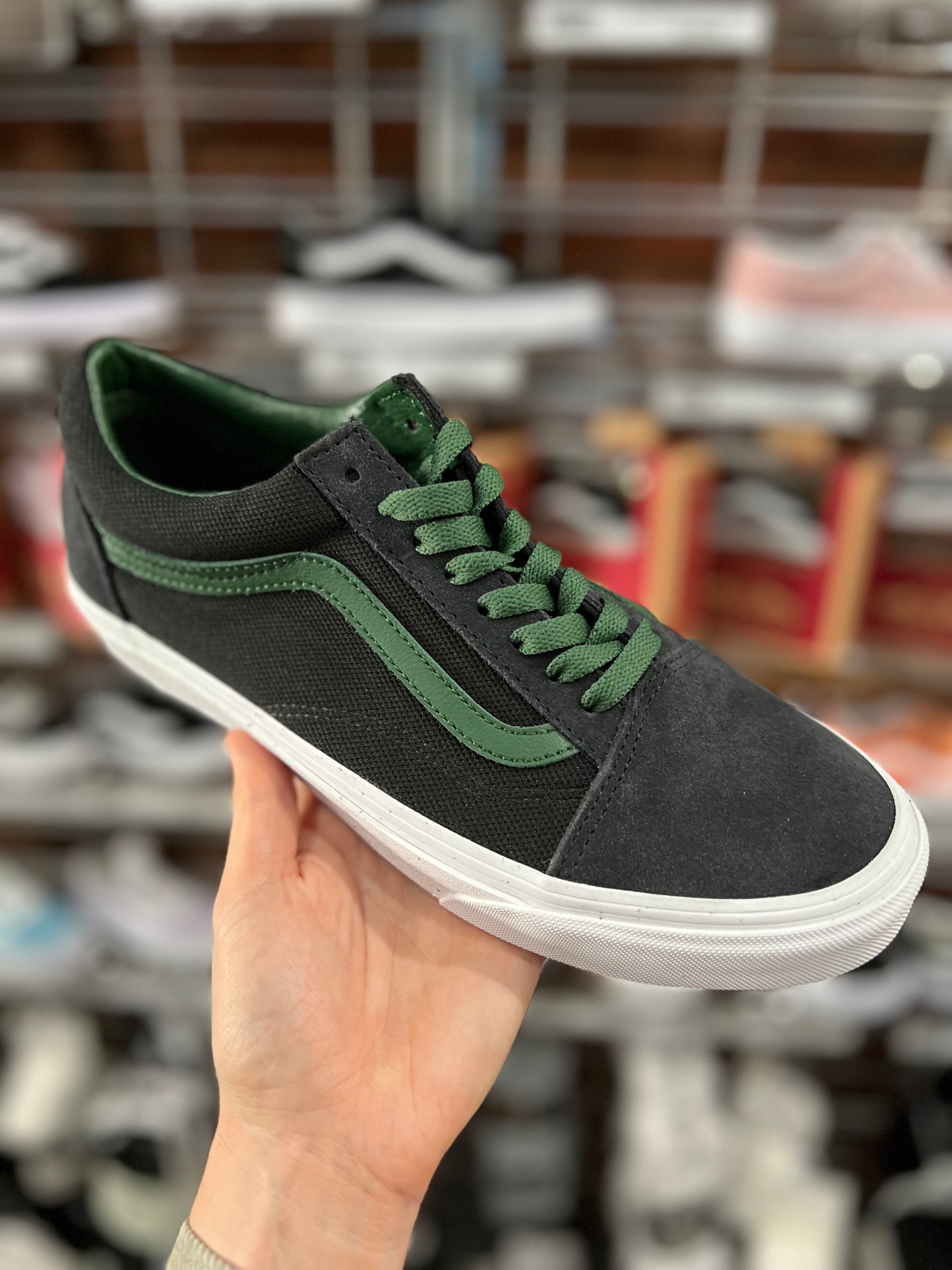 Old Skool Vans Club Shoe